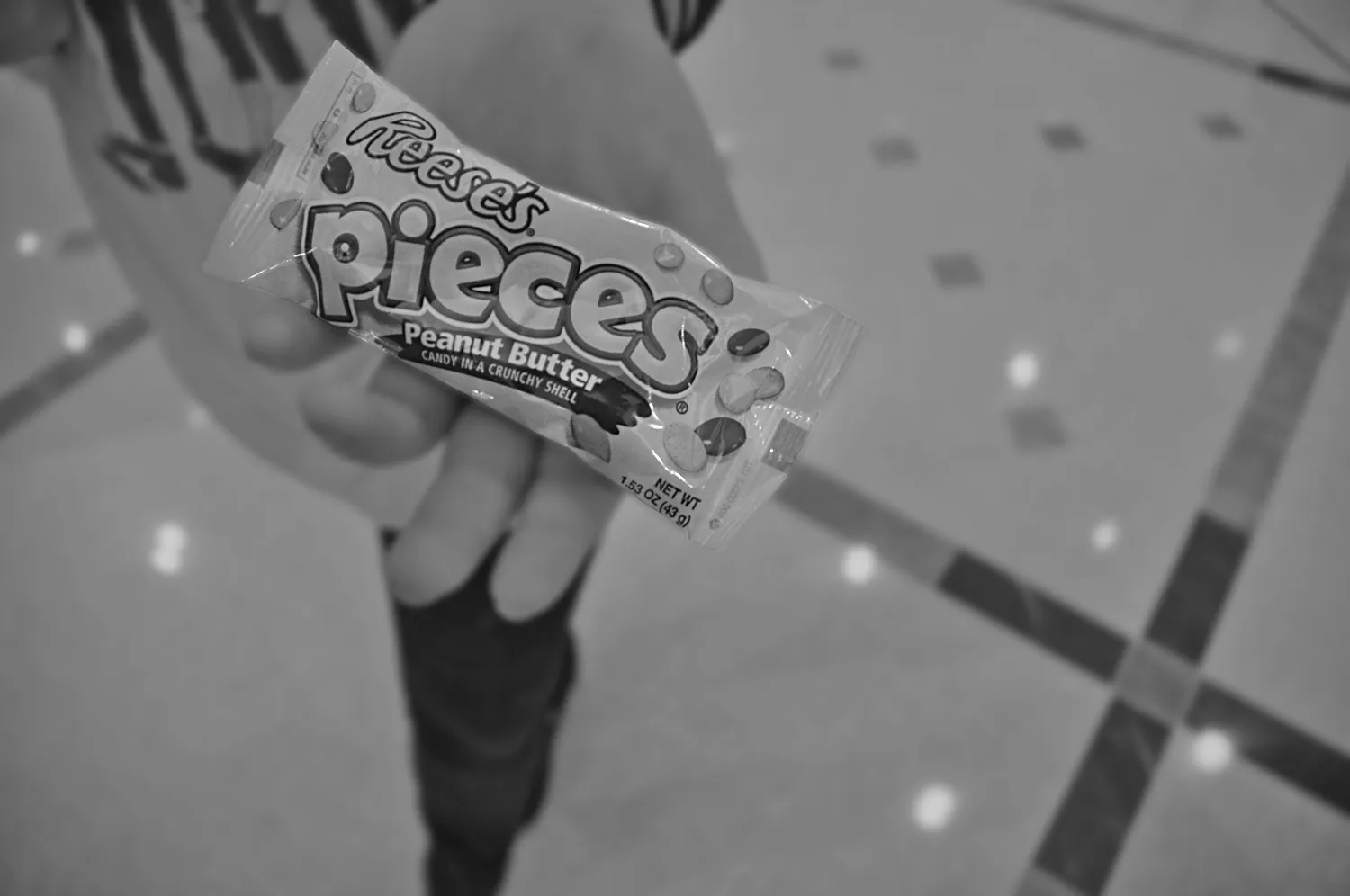 20932 reese pieces tarantula handling